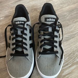 adodas shoes, stylish, like new